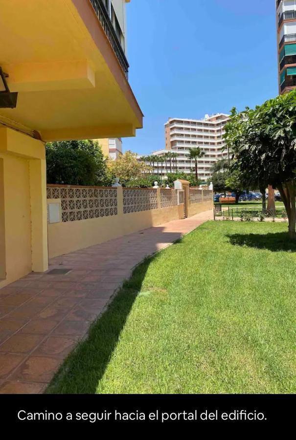 Apartamento Paseo Maritimo De Playamar Torremolinos Exterior photo
